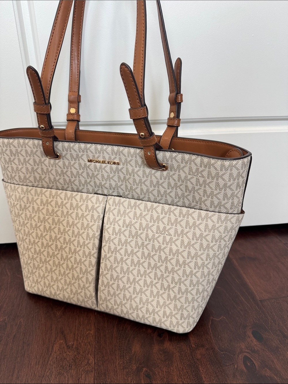 Michael Kors Leather Shoulder Bag Purse Monogram Cream & Cognac Classic Style - Picture 4 of 16